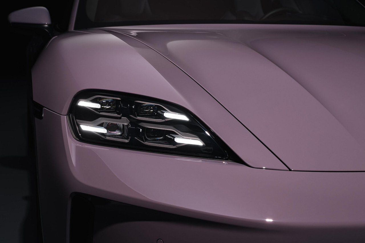 Porsche-Taycan_4S_Sport_Turismo-2025-HD-4bcd88611b6af4c203ca4946637330c96e43ed002.jpg