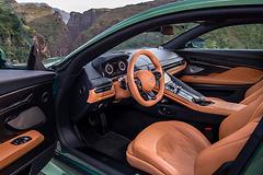 Aston_Martin-DB12-2024-HD-8c59eb871b7c61039ba317df7364267a8e357f465.jpg