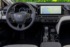Toyota-Camry_Hybrid-2025-HD-3fb1ac981b841e70e1587aeda2f49a06a41f39a50.jpg