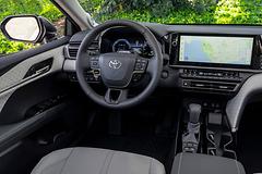 Toyota-Camry_Hybrid-2025-HD-622d27ca1b8458a710f87a1f24607a8aff579aa50.jpg
