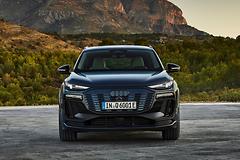 Audi-Q6_e-tron_quattro-2025-HD-f4a811031b8523d54b58173b0dbf963c4865a4bc0.jpg