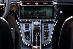 Aston_Martin-Vantage-2025-HD-cbcef0091badd78fe379c470aa802a0136eae57af.jpg