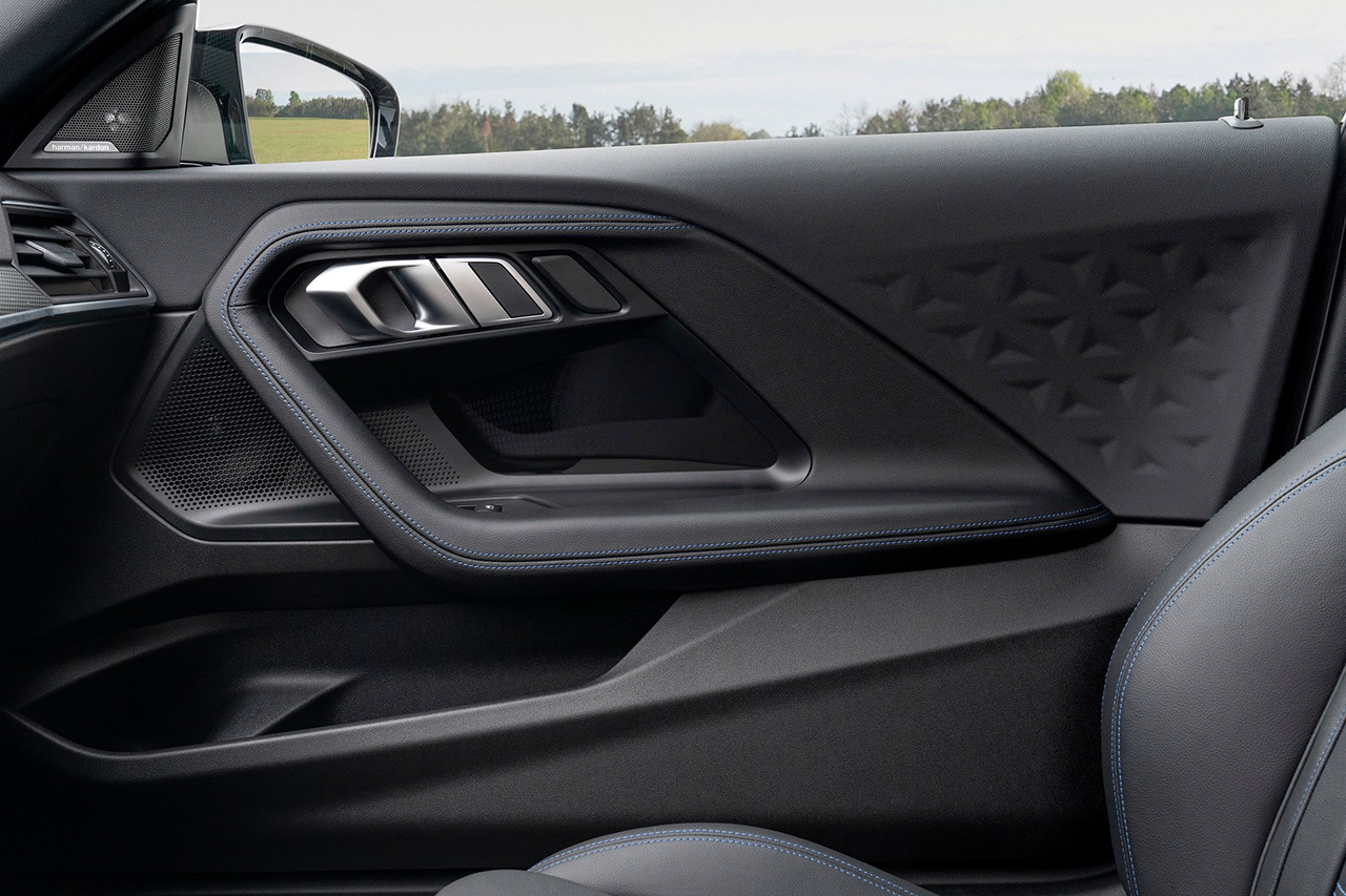 BMW-M240i_xDrive_Coupe-2022-HD-b080d1a71bde2a17b5af64f4189cac3d3d89cf473.jpg
