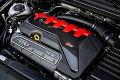 Audi-RS3_Sedan-2025-Engine.bb9f45f5.jpg