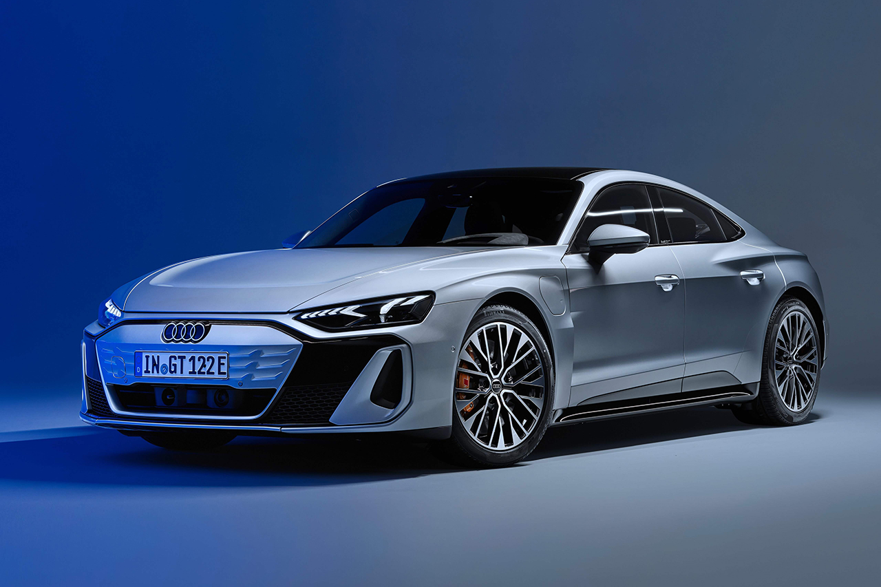 Audi-S_e-tron_GT-2025-Front_Three-Quarter.bf12a965.jpg