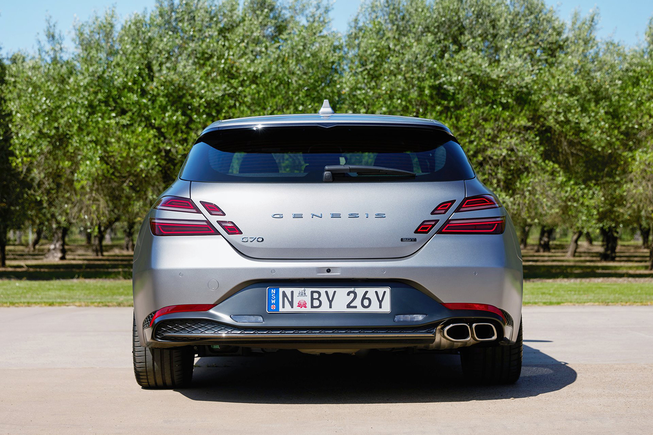 Genesis-G70_Shooting_Brake-2022-HD-1d54e47d1c1b51502951676738bac2953e44e1284.jpg