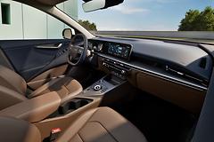 (사진 6) 기아 더 뉴 니로 내장.jpg