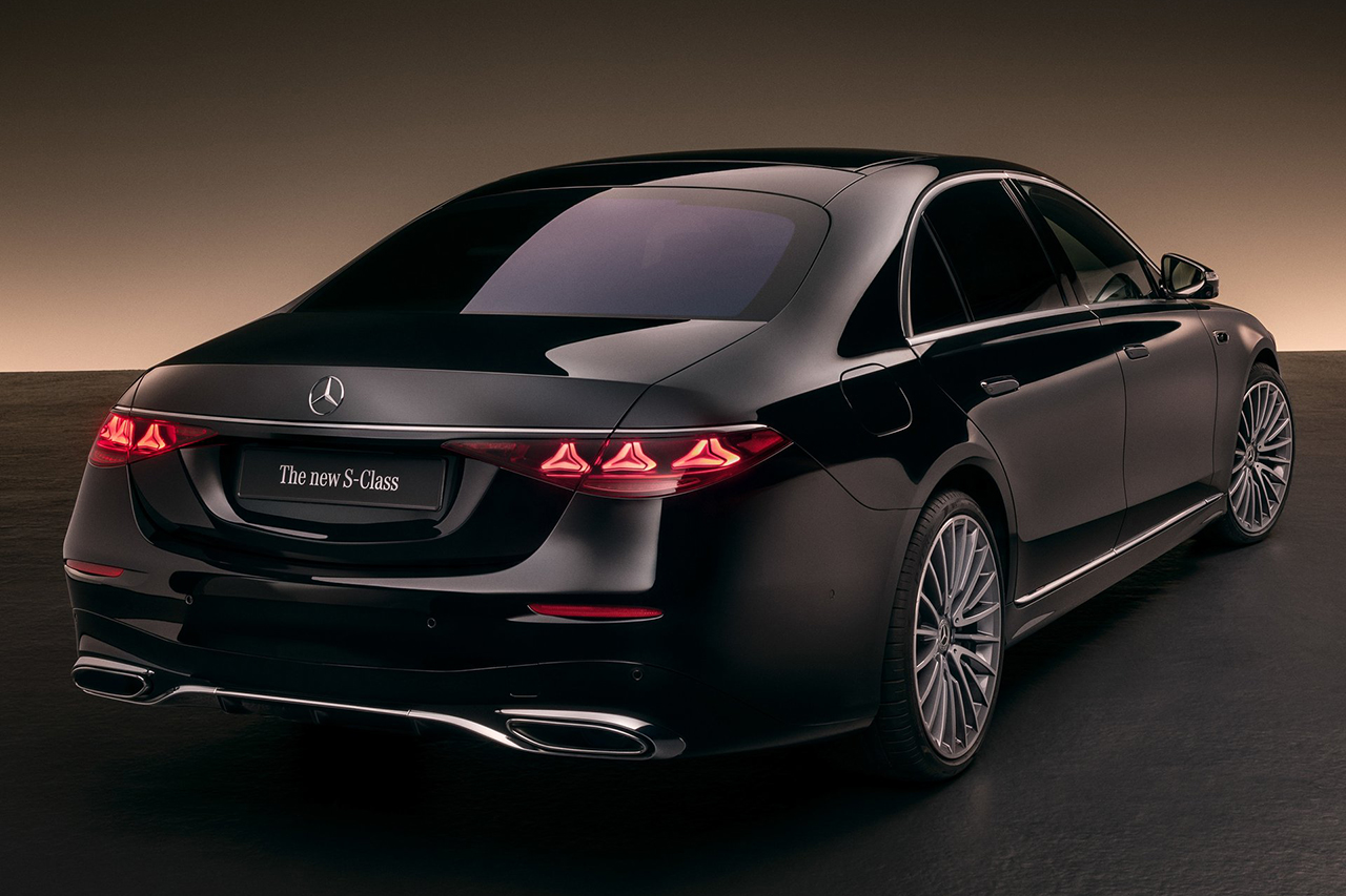 Mercedes-Benz-S-Class-2027-HD-b040e58e1c474ed4d2fafad2832b3673e8c0d51f7.jpg