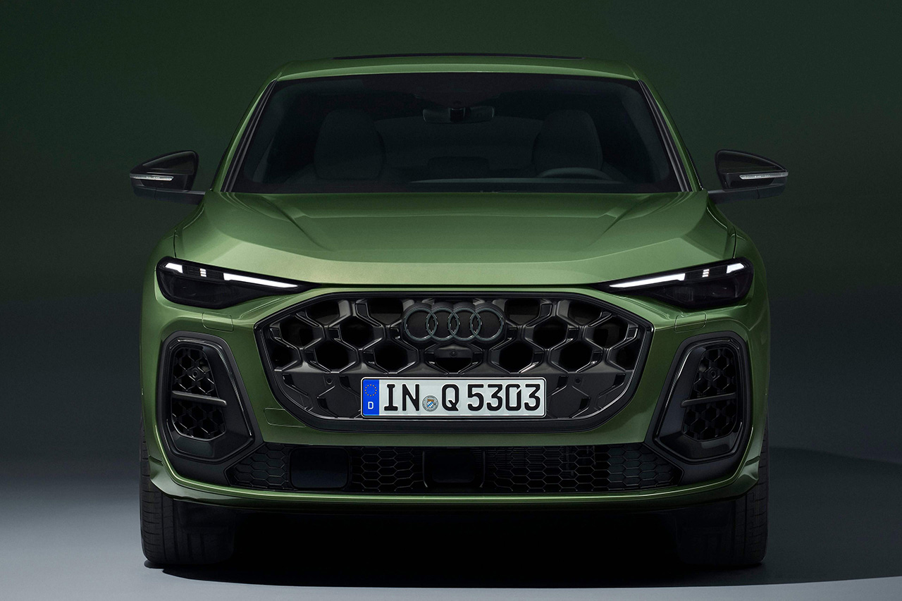 Audi-Q5_Sportback-2025-Front.be877780.jpg