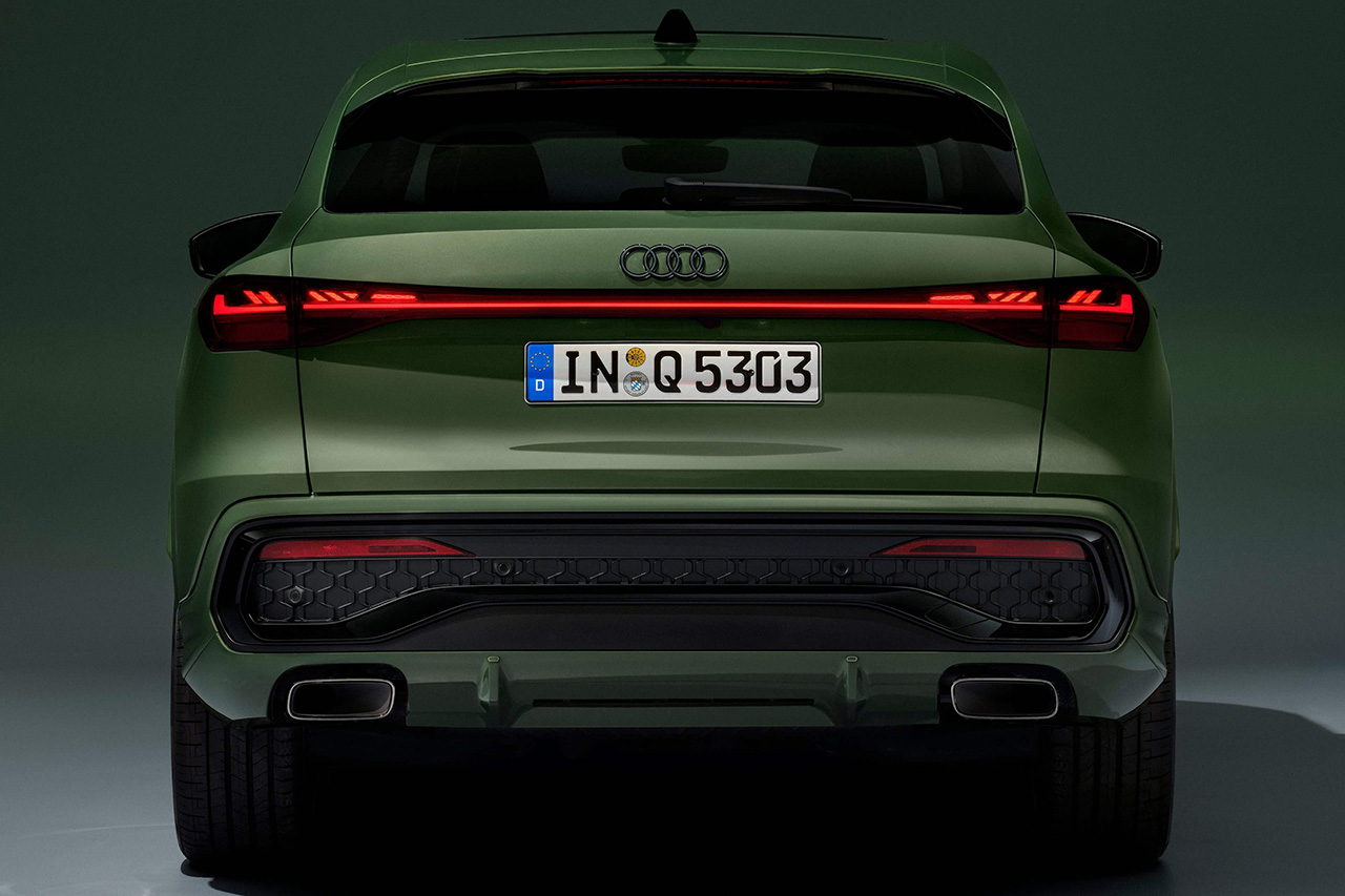 Audi-Q5_Sportback-2025-Rear.be877780.jpg