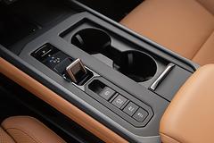 Lexus-ES_350h-2026-HD-21a32f051c703dc689ec810decc50618432948df1.jpg