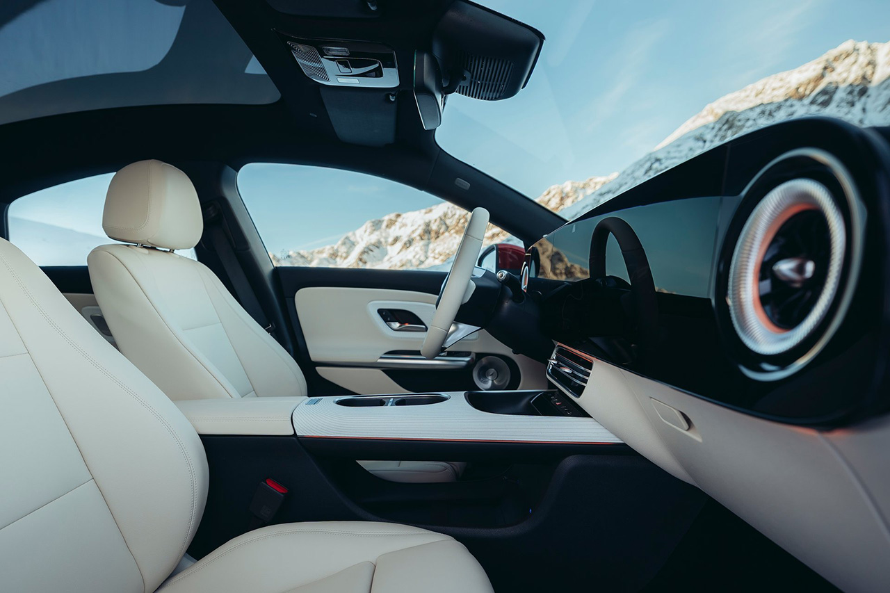 Mercedes-Benz-CLA_hybrid-2026-HD-3358d1581c755f99be0c48e52e515261458071cfb.jpg